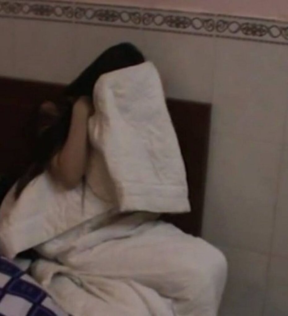 Bắt quả tang thiếu nữ 14 tuổi bán dâm giá 500.000 đồng/lượt: 3 ‘khách làng chơi’ khai gì?